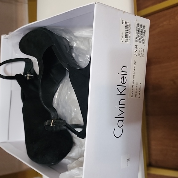 Calvin Klein Heels - Picture 5 of 5